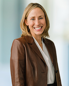 Headshot of Julie Miller