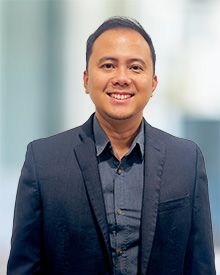 Headshot of Mark Joseph R. Yabut